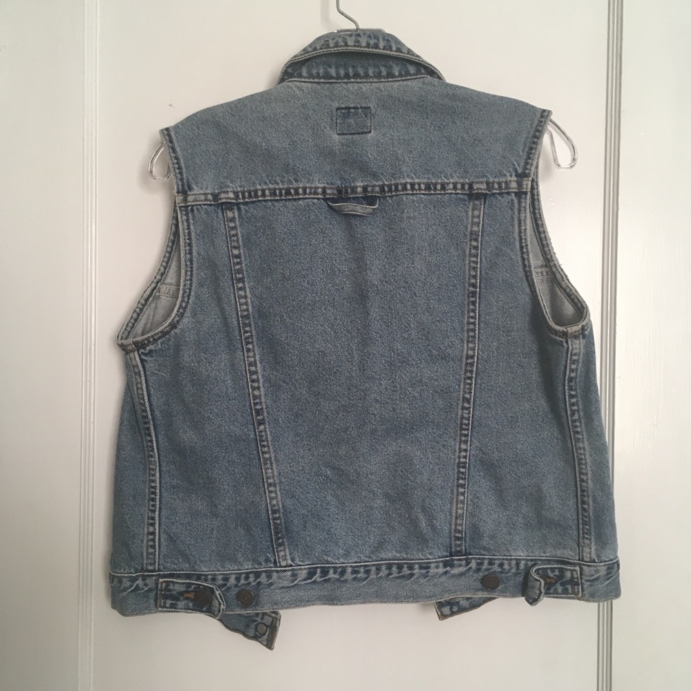 VINTAGE LEVI'S DENIM VEST - Picture 4 of 8